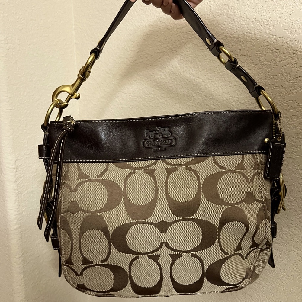 Authentic Vintage COACH shoulder bag
